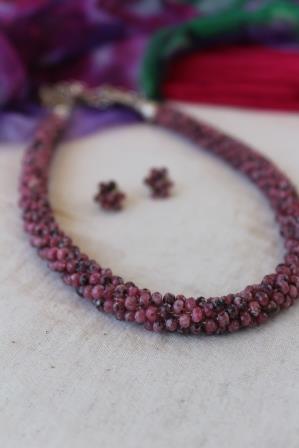 Crocheted Agate Beads Rope Necklace Set Mauve