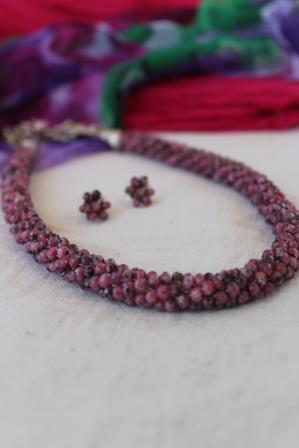 Crocheted Agate Beads Rope Necklace Set Mauve
