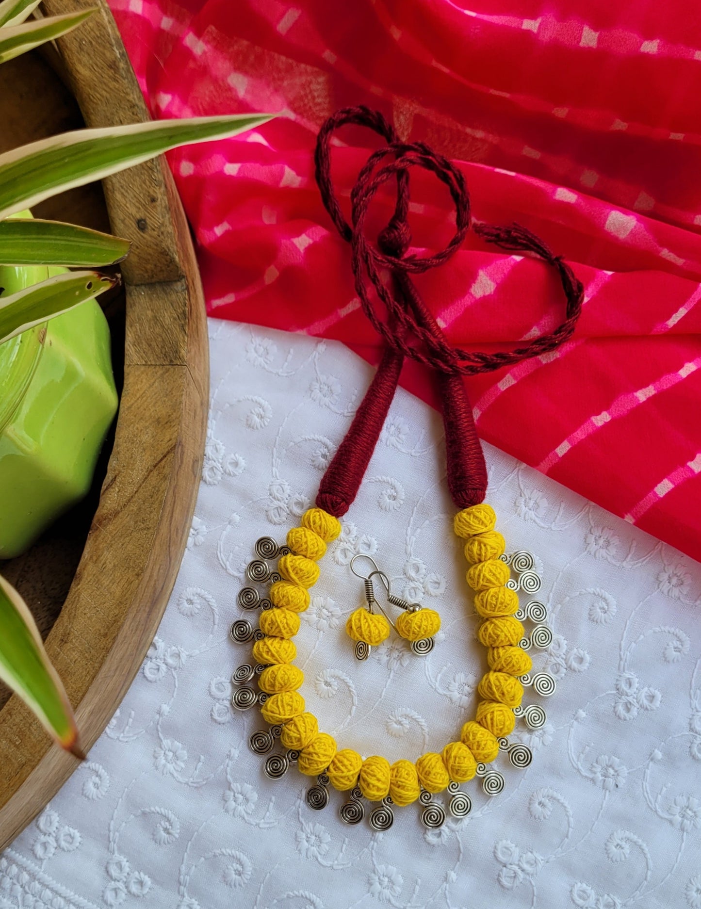 Yellow beaded necklace and earrings 