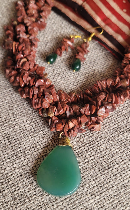 necklace and earrings set