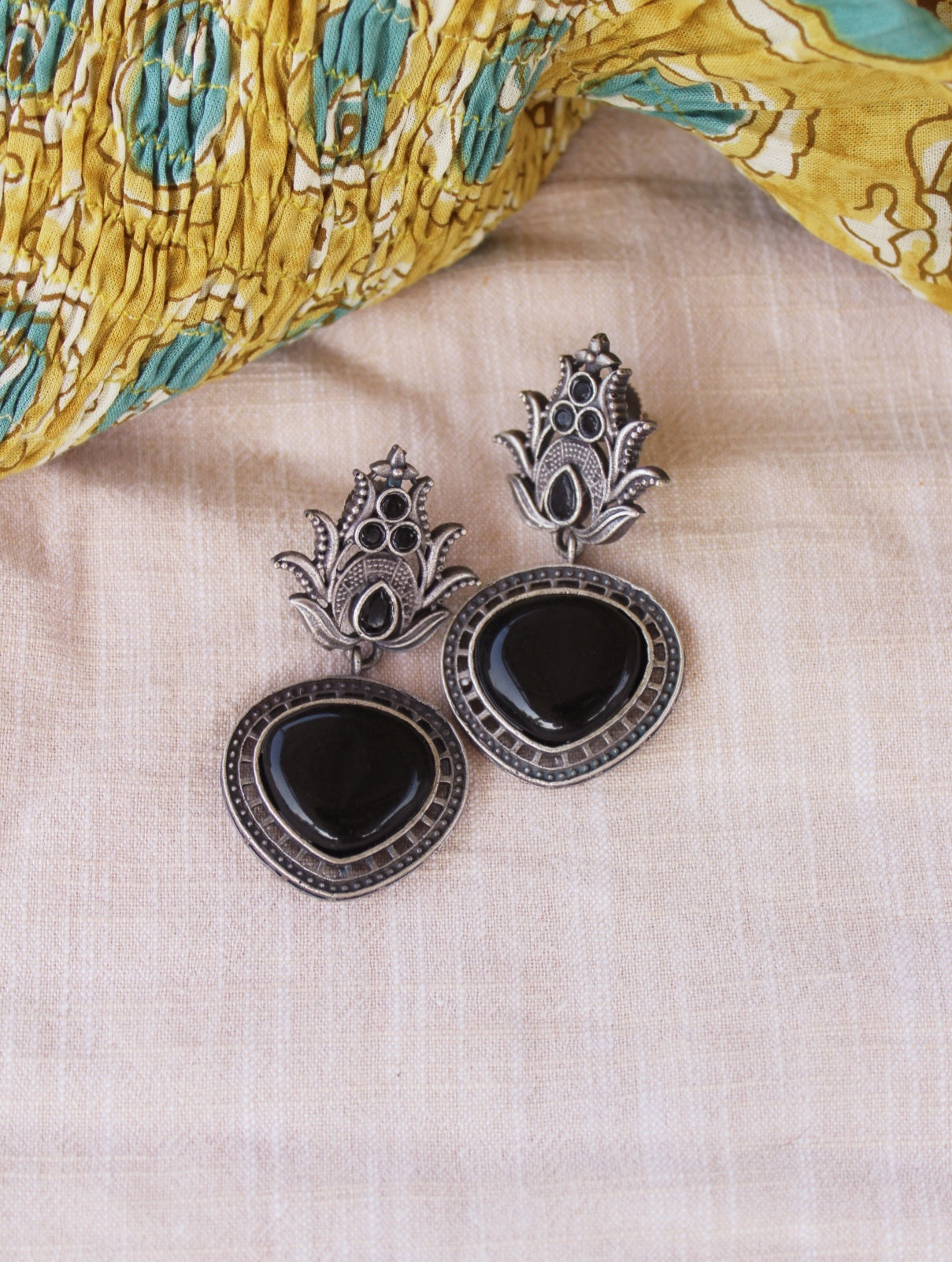 stud earrings