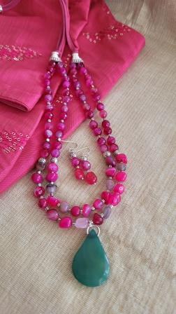 bead necklace