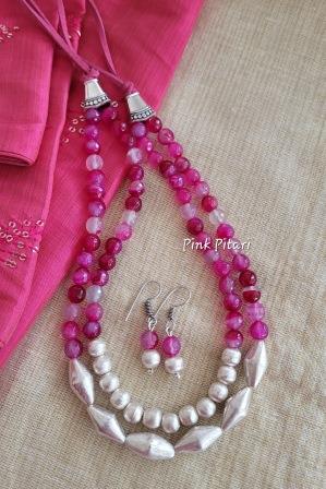 bead neklace