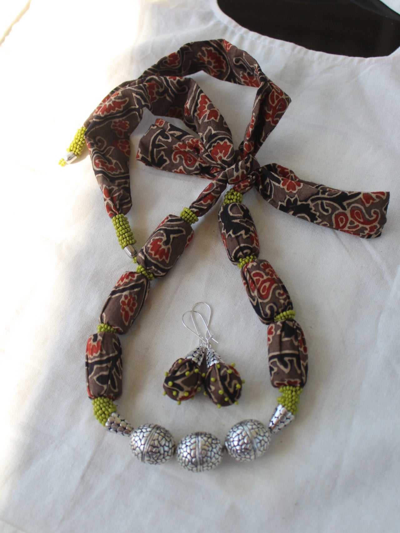 fabric necklace