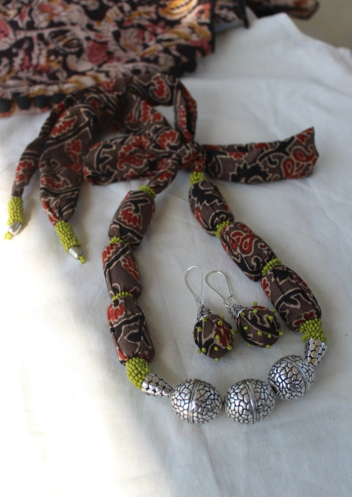 cloth jewelry