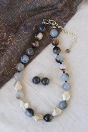 bead jewelry